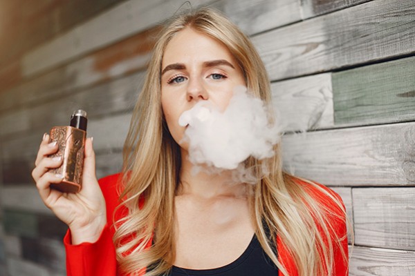 Quelle cigarette électronique choisir pour un fumeur régulier | Neovapo